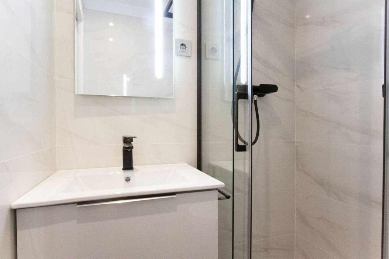 New Moderno Y Elegante Apartamento Centrico Madrid Eksteriør billede